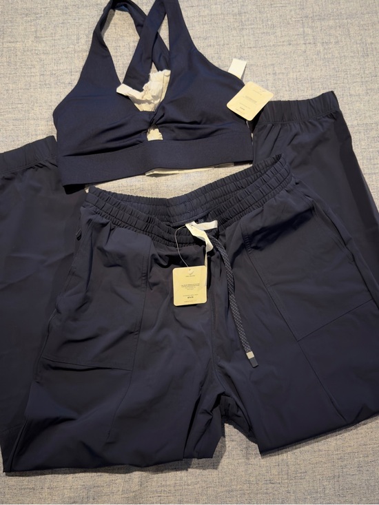 Fabletics Pants - Fabletics Navy Active Leggings with Matching Crisscross Sports Bra